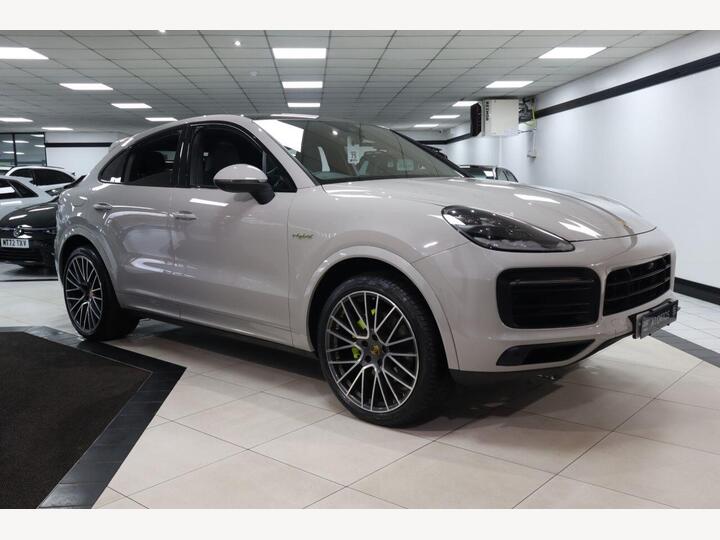 Porsche CAYENNE 3.0 V6 E-Hybrid 17.9kWh TiptronicS 4WD Euro 6 (s/s) 5dr (3.6kW Charger)