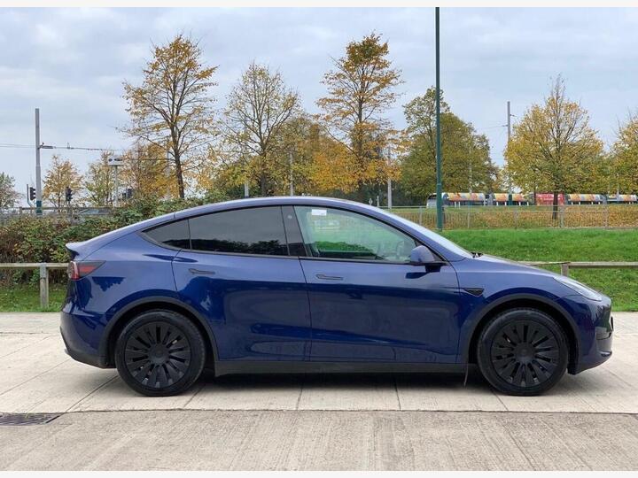 Tesla Model Y Auto RWD 5dr