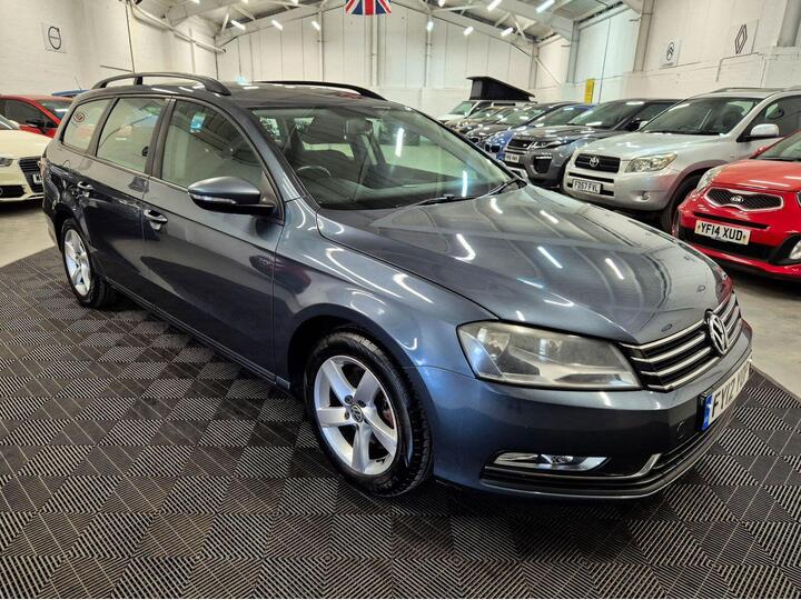 Volkswagen Passat 2.0 TDI BlueMotion Tech S Euro 5 (s/s) 5dr Volkswagen Passat 2.0 TDI BlueMotion Tech S Euro 5 (s/s) 5dr