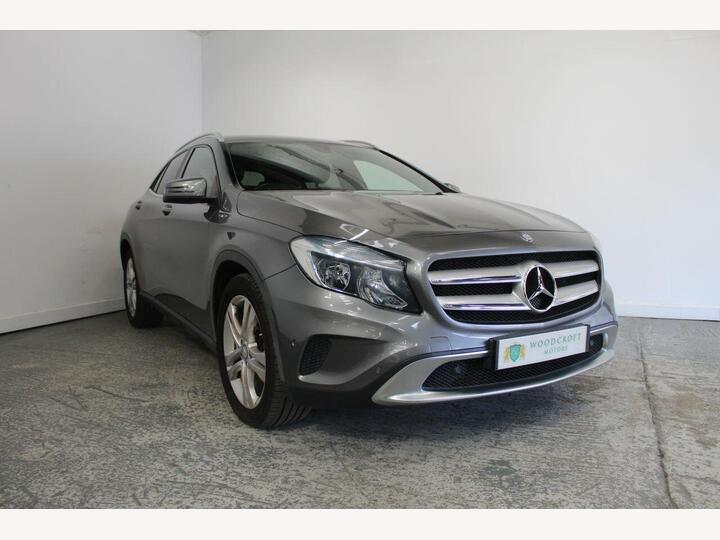 Mercedes-Benz GLA 2.1 GLA220 CDI SE 7G-DCT 4MATIC Euro 6 (s/s) 5dr