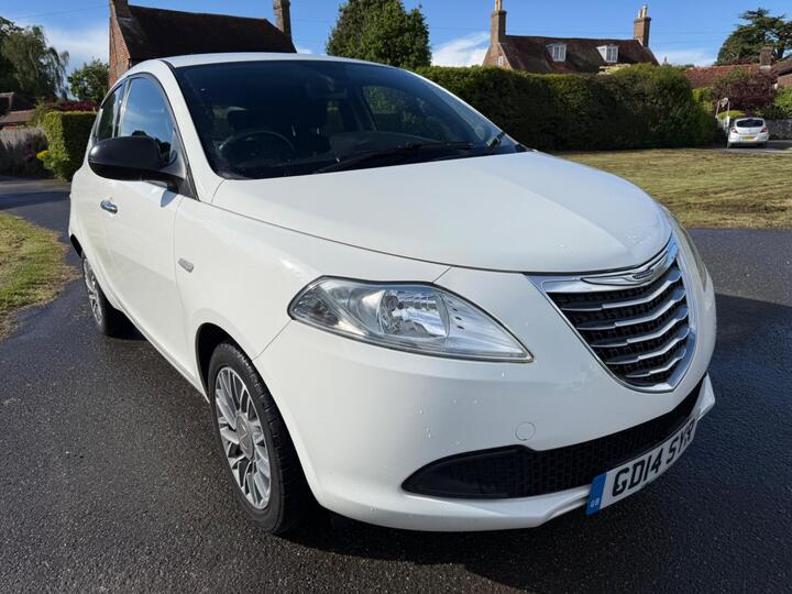 Chrysler Ypsilon 1.2 S Euro 5 (s/s) 5dr