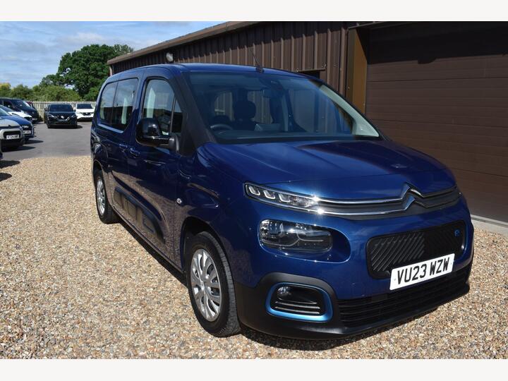 Citroen E-Berlingo 50kWh Feel XL Auto 5dr (7.4kW Charger) Citroen E-Berlingo 50kWh Feel XL Auto 5dr (7.4kW Charger)
