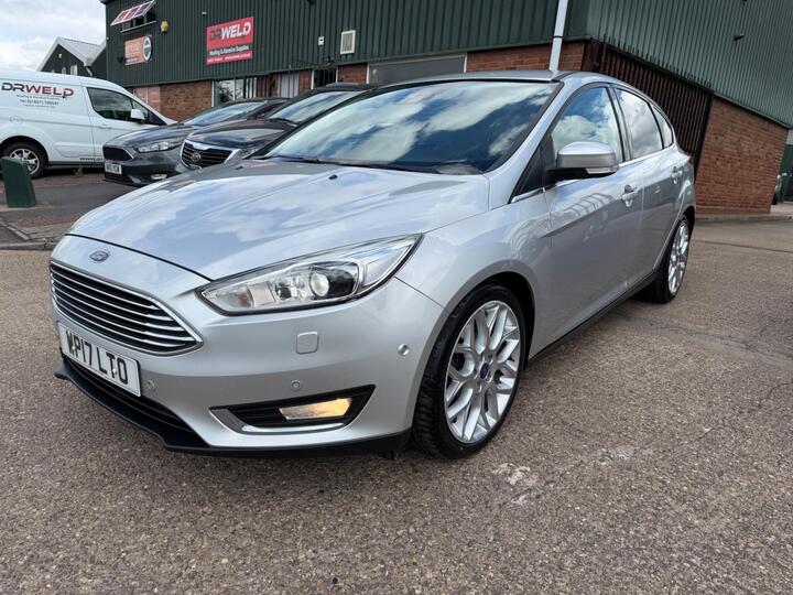Ford Focus 1.0T EcoBoost Titanium X Euro 6 (s/s) 5dr