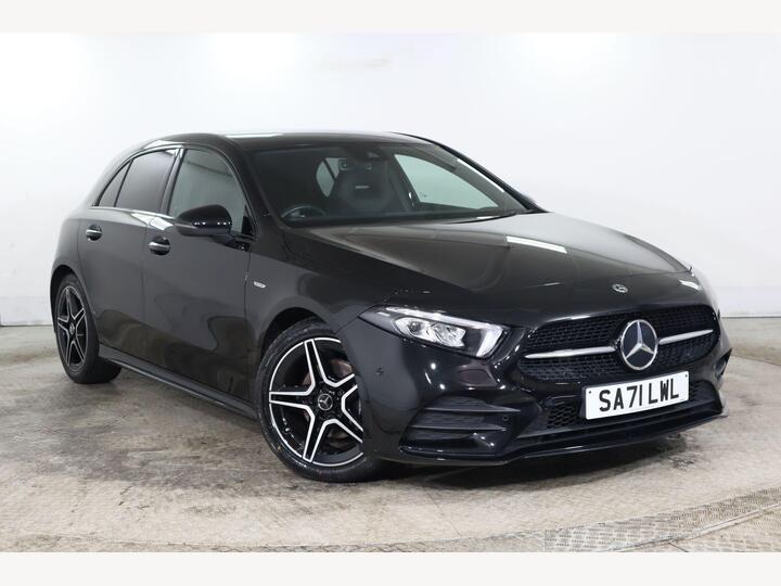 Mercedes-Benz A Class 1.3 A200 AMG Line Edition (Premium) 7G-DCT Euro 6 (s/s) 5dr Mercedes-Benz A Class 1.3 A200 AMG Line Edition (Premium) 7G-DCT Euro 6 (s/s) 5dr
