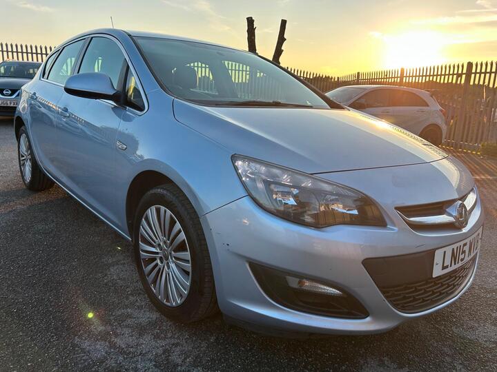 Vauxhall Astra 1.4 16v Excite Euro 5 5dr