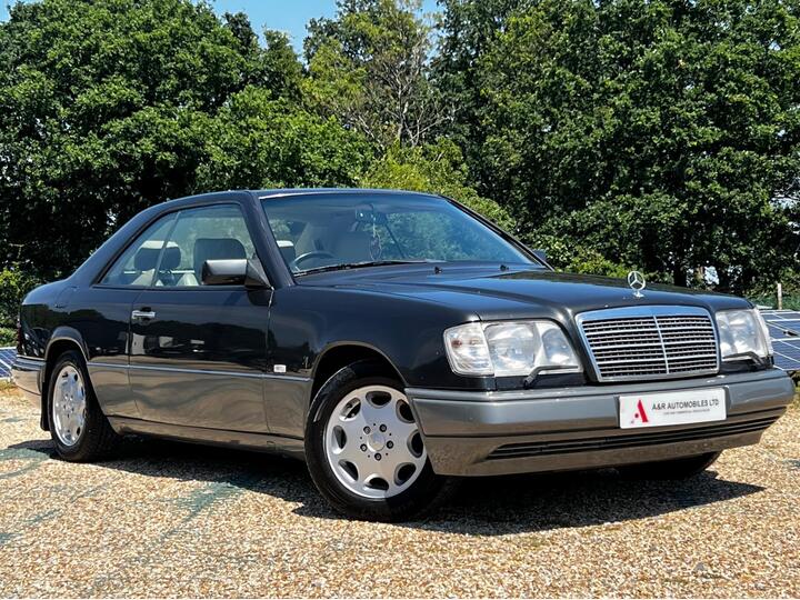 Mercedes-Benz E Class 3.2 E320 2dr