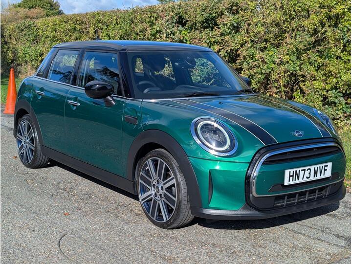 MINI Hatch 1.5 Cooper Exclusive Steptronic Euro 6 (s/s) 5dr