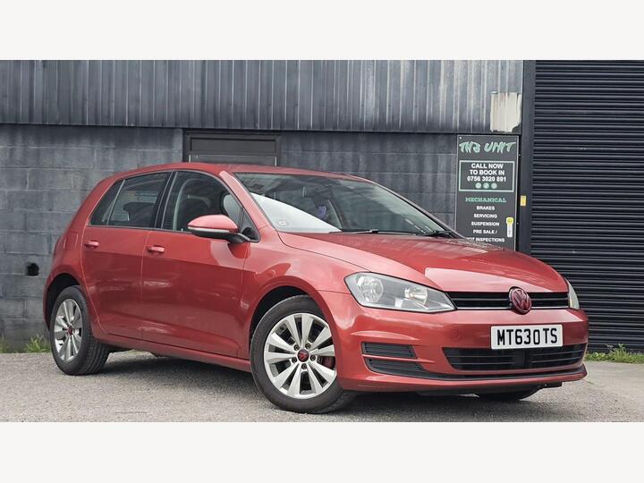 Volkswagen Golf 2.0 TDI BlueMotion Tech SE DSG Euro 5 (s/s) 5dr