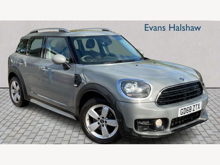 MINI COUNTRYMAN HATCHBACK 1.5 Cooper Classic Steptronic Euro 6 (s/s) 5dr