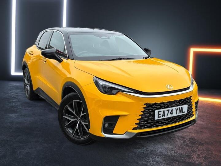 Lexus LBX 1.5 VVT-iE Takumi E-CVT Euro 6 (s/s) 5dr