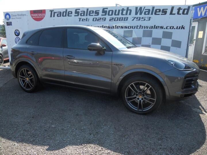 Porsche Cayenne 3.0 V6 E-Hybrid 17.9kWh TiptronicS 4WD Euro 6 (s/s) 5dr (3.6kW Charger)
