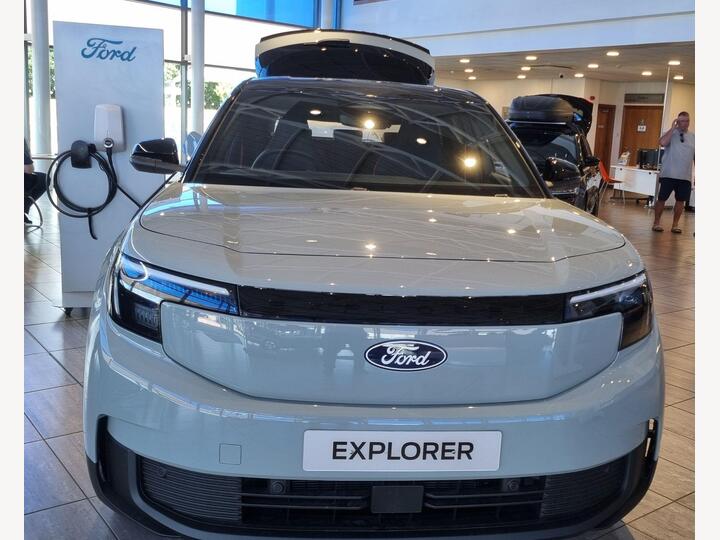 Ford Explorer Extended Range 79kWh Collection Auto 5dr