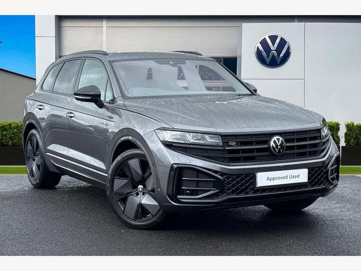 Volkswagen Touareg 3.0 TDI V6 Black Edition Tiptronic 4Motion Euro 6 (s/s) 5dr