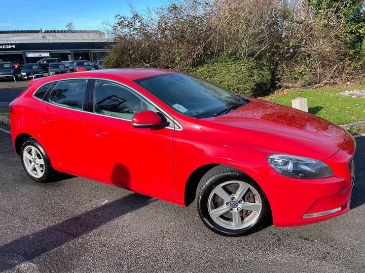 Volvo V40 2.0 D4 SE Nav Geartronic Euro 6 (s/s) 5dr