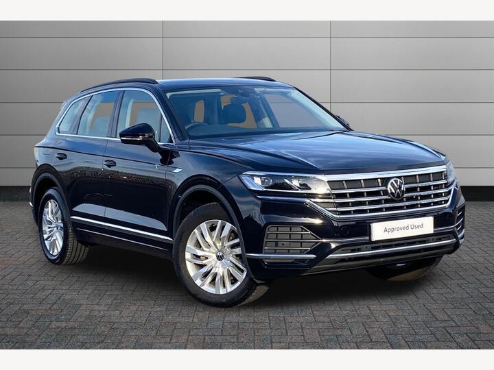 Volkswagen Touareg 3.0 TDI V6 SEL Tiptronic 4Motion Euro 6 (s/s) 5dr Volkswagen Touareg 3.0 TDI V6 SEL Tiptronic 4Motion Euro 6 (s/s) 5dr
