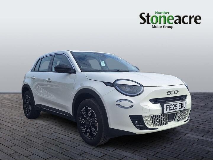 Fiat 600 1.2 MHEV E-DCT Euro 6 (s/s) 5dr