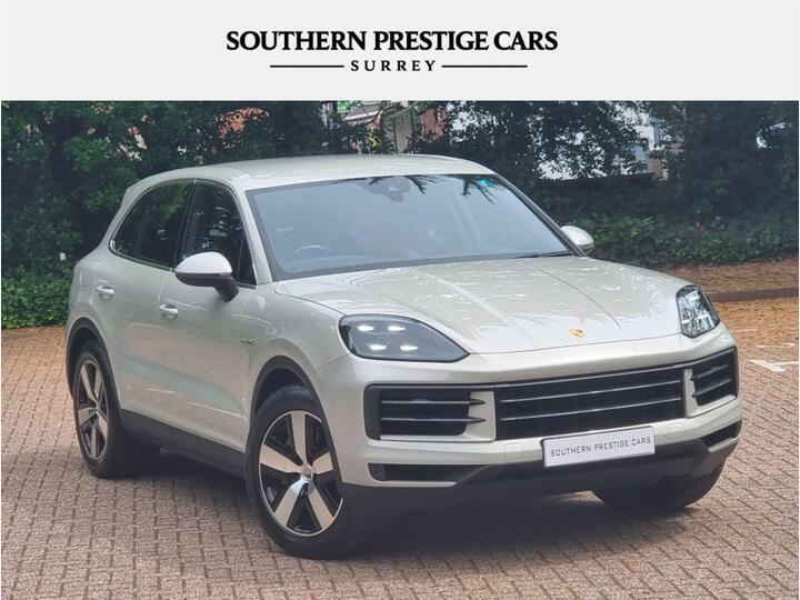 Porsche Cayenne 3.0 V6 E-Hybrid 25.9kWh TiptronicS 4WD Euro 6 (s/s) 5dr