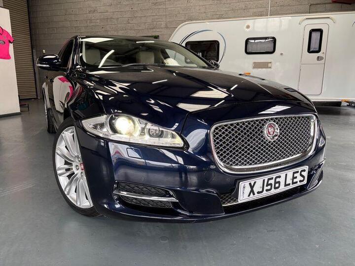 Jaguar XJ 3.0 V6 Portfolio Auto Euro 5 (s/s) 4dr (LWB)