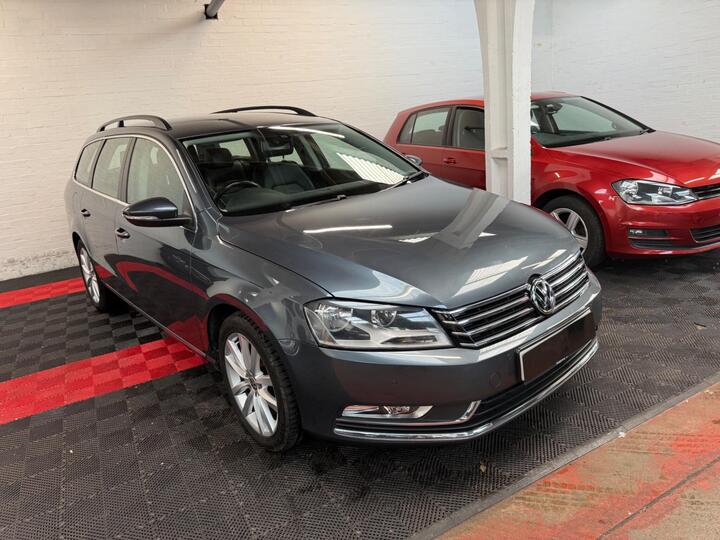 Volkswagen Passat 2.0 TDI BlueMotion Tech Executive Euro 5 (s/s) 5dr