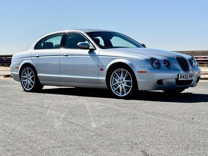 Jaguar S-TYPE 4.2 V8 R 4dr