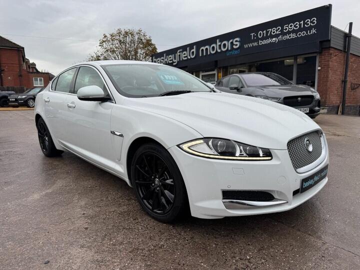 Jaguar XF 2.2d Premium Luxury Auto Euro 5 (s/s) 4dr