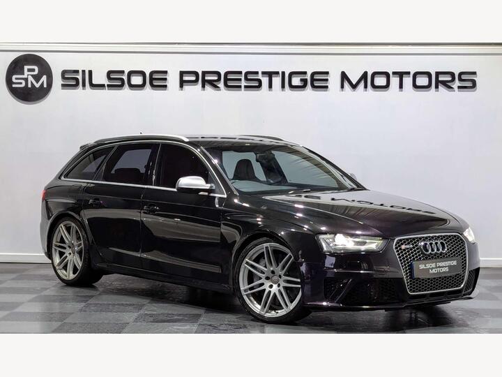 Audi A4 4.2 FSI V8 S Tronic Quattro Euro 5 5dr