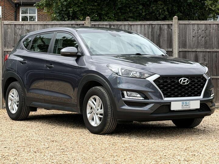 Hyundai TUCSON 1.6 GDi S Connect Euro 6 (s/s) 5dr Hyundai TUCSON 1.6 GDi S Connect Euro 6 (s/s) 5dr