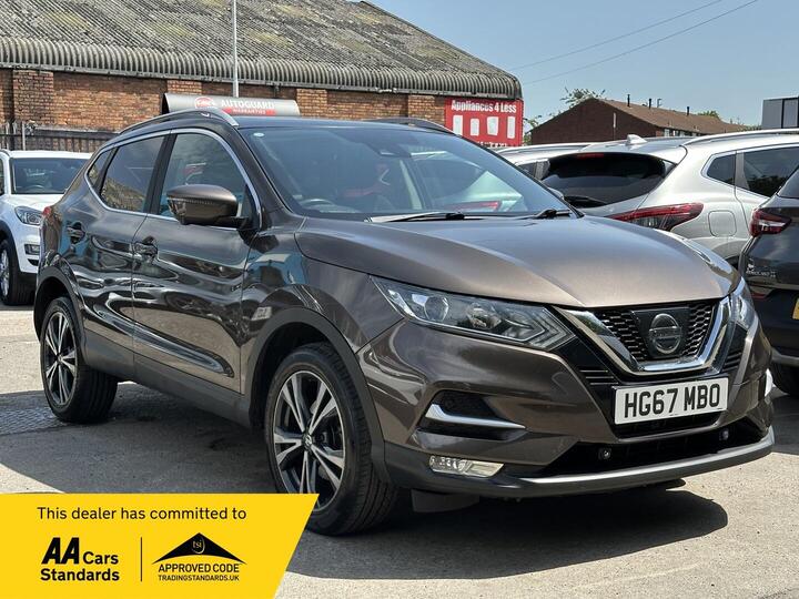 Nissan Qashqai 1.6 DCi N-Connecta XTRON Euro 6 (s/s) 5dr