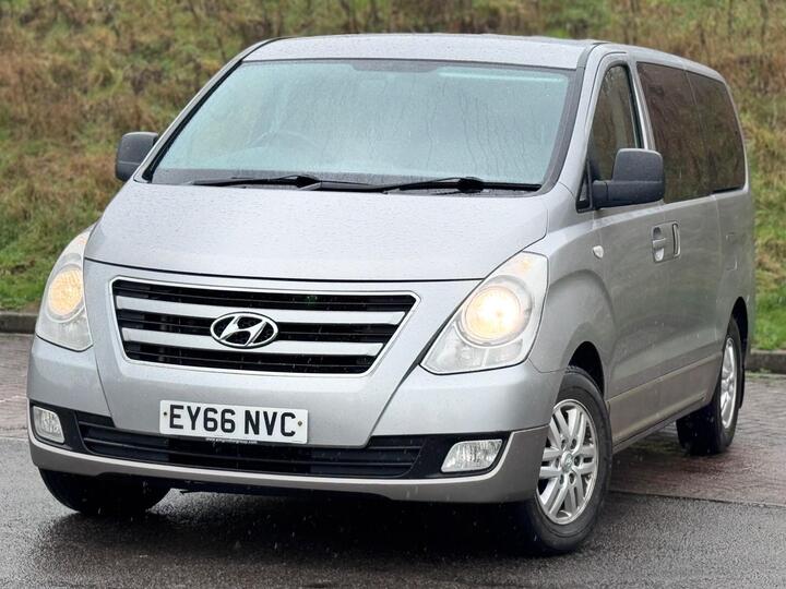 Hyundai I800 2.5 CRDi SE Euro 6 5dr