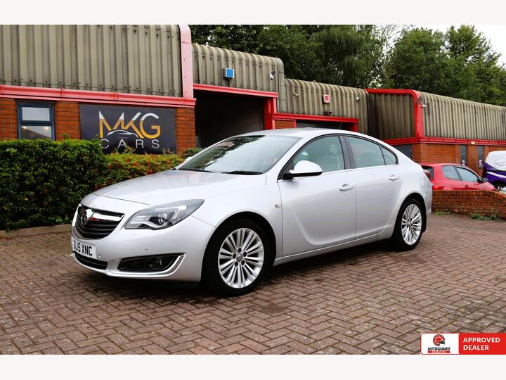 Vauxhall Insignia 1.8 16V Design Euro 5 5dr