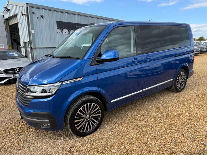 Volkswagen CARAVELLE 2.0 BiTDI Executive DSG 4Motion Euro 6 (s/s) 5dr