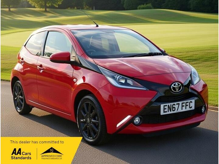 Toyota AYGO 1.0 VVT-i X-style Euro 6 5dr Toyota AYGO 1.0 VVT-i X-style Euro 6 5dr