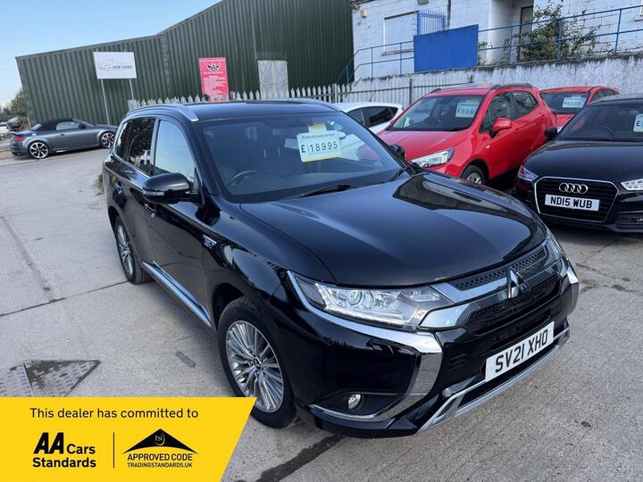 Mitsubishi Outlander 2.4h TwinMotor 13.8kWh Dynamic CVT 4WD Euro 6 (s/s) 5dr Mitsubishi Outlander 2.4h TwinMotor 13.8kWh Dynamic CVT 4WD Euro 6 (s/s) 5dr