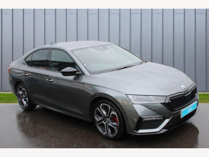 Skoda Octavia 2.0 TSI VRS DSG Euro 6 (s/s) 5dr Skoda Octavia 2.0 TSI VRS DSG Euro 6 (s/s) 5dr