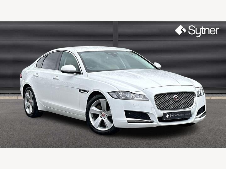 Jaguar XF 2.0d Portfolio Auto AWD Euro 6 (s/s) 4dr