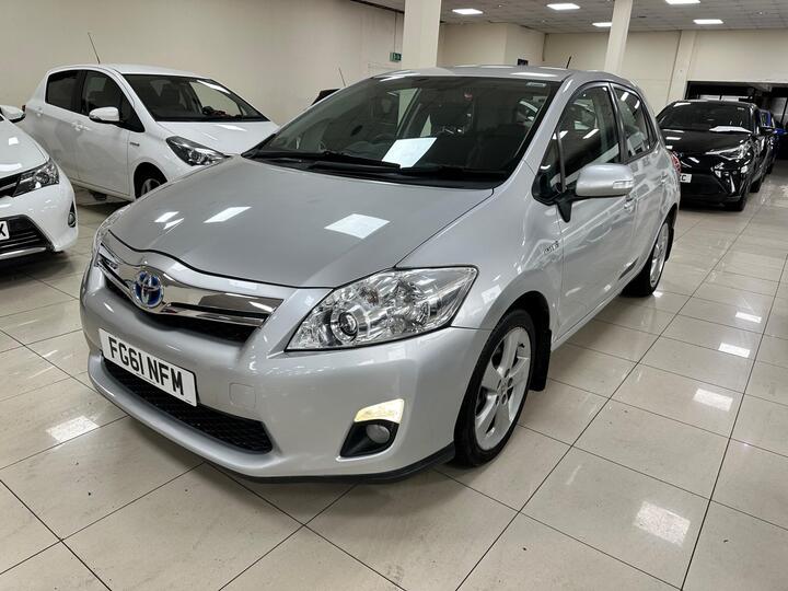 Toyota Auris 1.8 VVT-h T Spirit CVT Euro 5 (s/s) 5dr