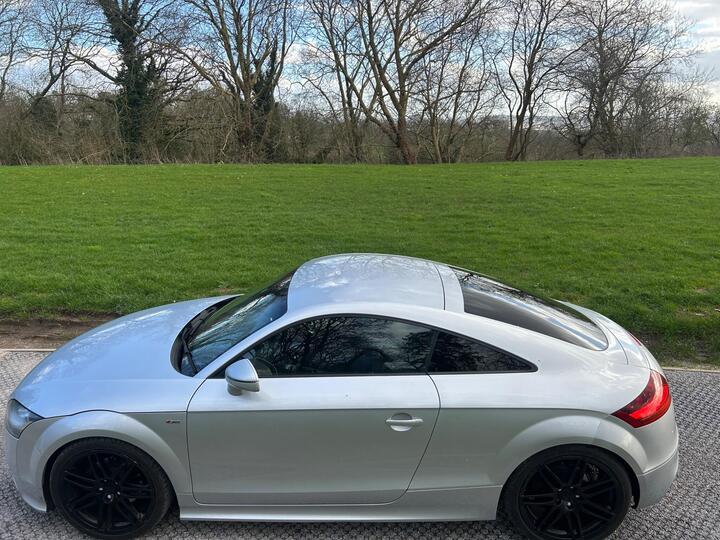 Audi TT 2.0 TFSI Black Edition S Tronic Quattro Euro 5 (s/s) 3dr