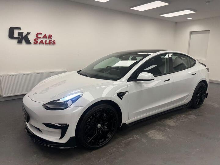 Tesla Model 3 Standard Range Plus Auto RWD 4dr Tesla Model 3 Standard Range Plus Auto RWD 4dr