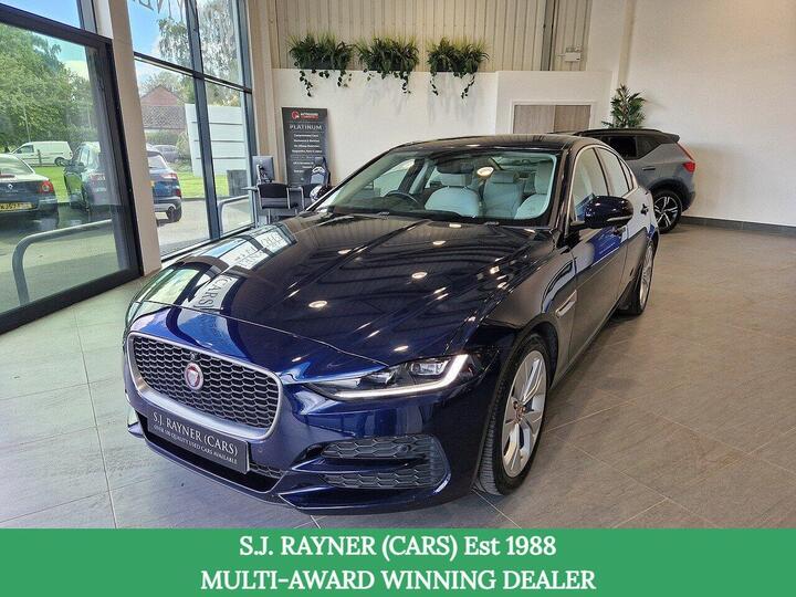 Jaguar XE 2.0 D200 MHEV S Auto Euro 6 (s/s) 4dr