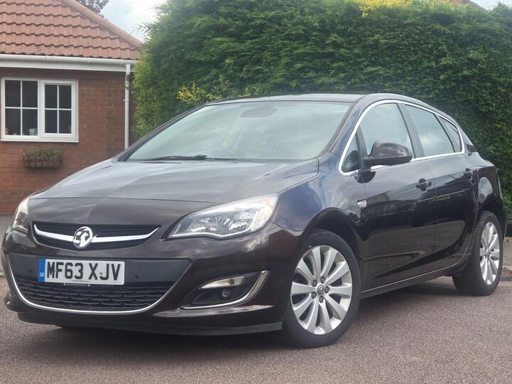 Vauxhall Astra 1.6 16v Elite Euro 5 5dr