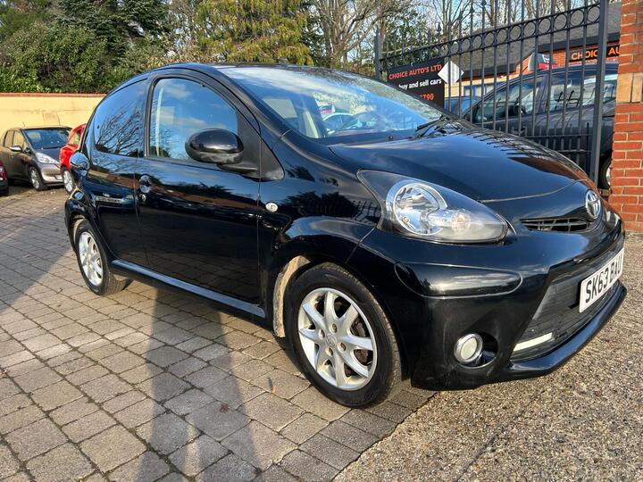 Toyota AYGO 1.0 VVT-i Mode Euro 5 5dr