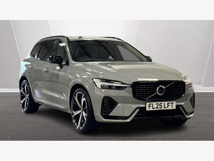 Volvo XC60 2.0h T8 18.8kWh Ultra Dark Auto AWD Euro 6 (s/s) 5dr