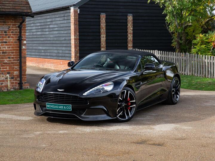Aston Martin Vanquish 6.0 V12 Volante T-TronIII Euro 6 2dr Aston Martin Vanquish 6.0 V12 Volante T-TronIII Euro 6 2dr
