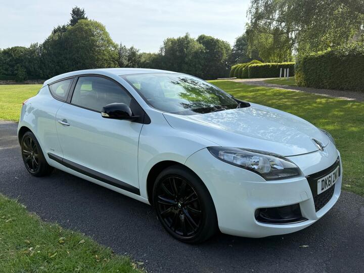 Renault Megane 1.4 TCe Monaco GP Euro 5 3dr Renault Megane 1.4 TCe Monaco GP Euro 5 3dr