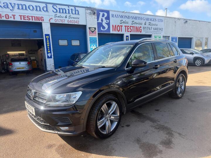 Volkswagen Tiguan 1.5 TSI EVO Match DSG Euro 6 (s/s) 5dr Volkswagen Tiguan 1.5 TSI EVO Match DSG Euro 6 (s/s) 5dr