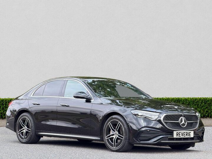 Mercedes-Benz E CLASS 2.0 E300e 25.4kWh AMG Line (Premium) G-Tronic Euro 6 (s/s) 4dr
