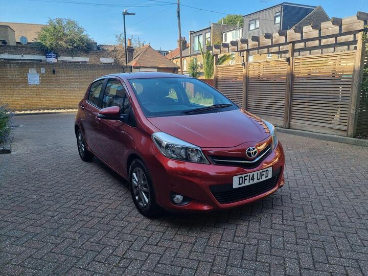 Toyota Yaris 1.33 Dual VVT-i Icon Plus Euro 5 5dr