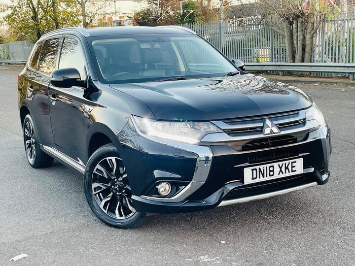 Mitsubishi Outlander 2.0h 12kWh Juro CVT 4WD Euro 6 (s/s) 5dr Mitsubishi Outlander 2.0h 12kWh Juro CVT 4WD Euro 6 (s/s) 5dr