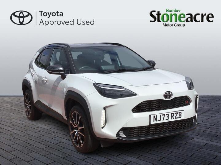 Toyota Yaris Cross 1.5 VVT-h GR SPORT E-CVT Euro 6 (s/s) 5dr Toyota Yaris Cross 1.5 VVT-h GR SPORT E-CVT Euro 6 (s/s) 5dr