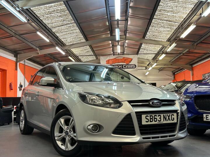 Ford Focus 1.6 Zetec Euro 5 5dr